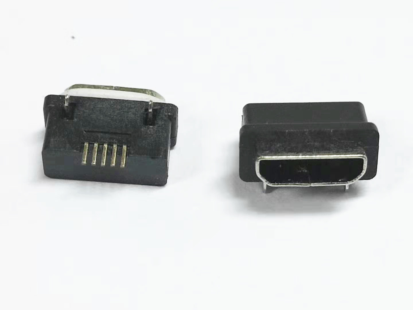 MICRO USB 5P防水母座 板上前兩腳插板 SMT針 防水IP67